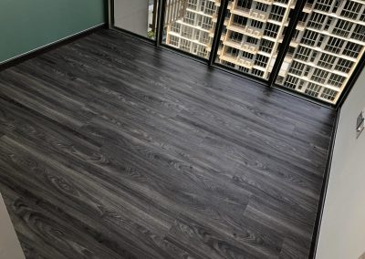 Vinyl flooring